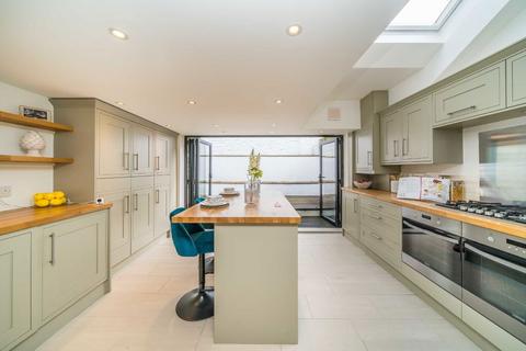 76 Princes Road, Richmond, TW10 6DH