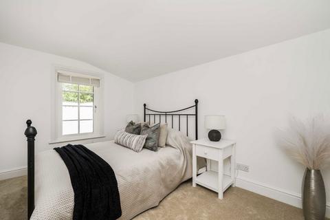 76 Princes Road, Richmond, TW10 6DH