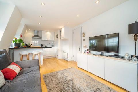 1 bedroom flat for sale, Lower Mortlake Road, Richmond TW9