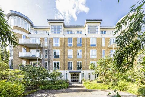 2 bedroom flat for sale, Melliss Avenue, Kew TW9