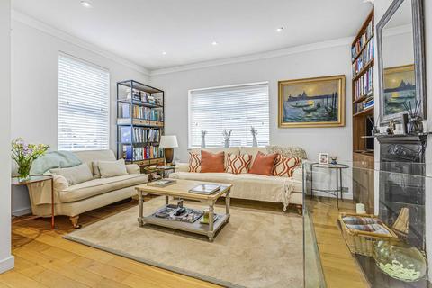 10 Albert Road, Richmond, TW10 6DP