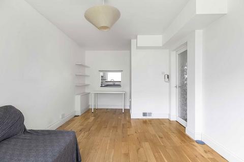 1 bedroom flat for sale, Little St. Leonards, London SW14