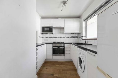 1 bedroom flat for sale, Little St. Leonards, London SW14