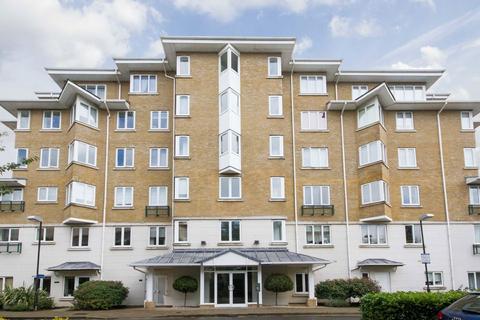 3 bedroom flat for sale, Strand Drive, Kew TW9