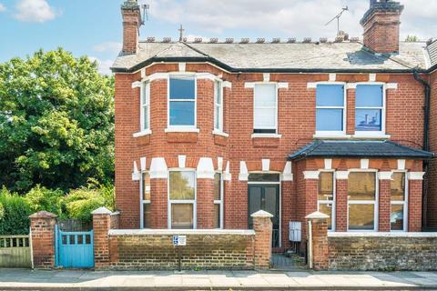 3 bedroom flat for sale, Forest Road, Kew TW9