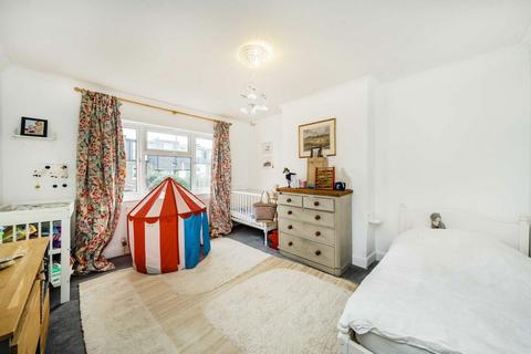 4 bedroom house for sale, Eastbourne Gardens, London SW14