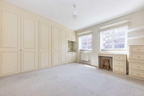 2 bedroom flat for sale, Courtlands, Richmond TW10