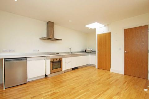 1 bedroom flat to rent, Upper Richmond Road West, London SW14