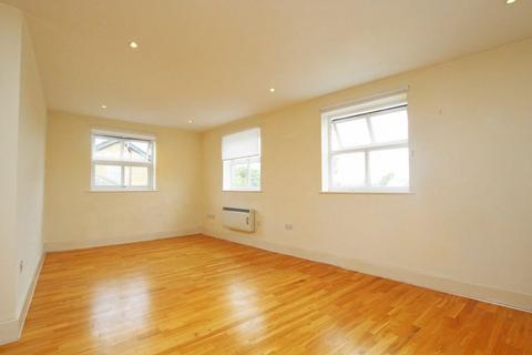 1 bedroom flat to rent, Upper Richmond Road West, London SW14