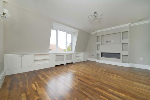 2 bedroom flat to rent, Upper Richmond Road West, London SW14