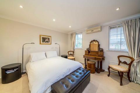 3 bedroom house for sale, Temple Road, Kew TW9