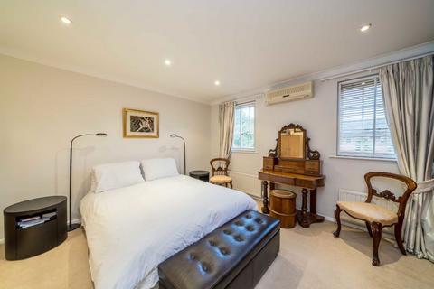 43 Temple Road, Richmond, TW9 2EB
