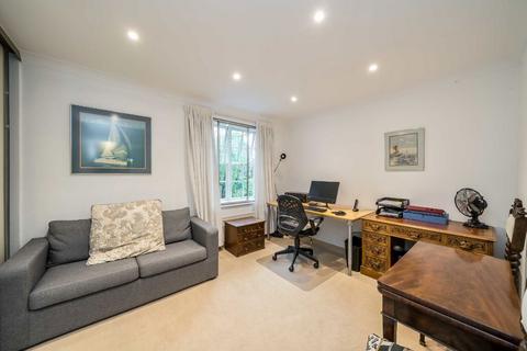 43 Temple Road, Richmond, TW9 2EB