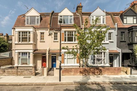 3 bedroom flat for sale, Shinfield Street, London W12