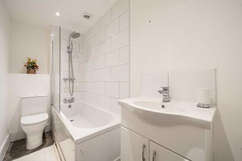 1 bedroom flat for sale, Woodstock Grove, London W12