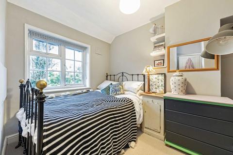 3 bedroom house for sale, Bentworth Road, London W12