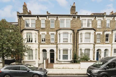 1 bedroom flat for sale, Davisville Road, London W12