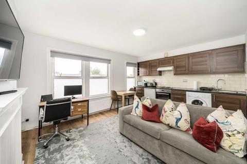 1 bedroom flat for sale, Davisville Road, London W12