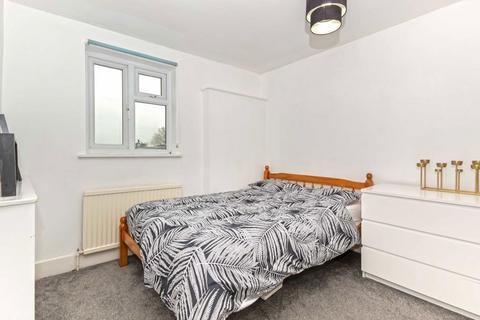 2 bedroom flat to rent, Goldhawk Road, London W12