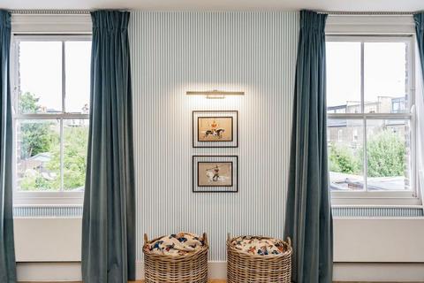 63 Aldbourne Road, London, W12 0LW