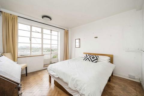 1 bedroom flat for sale, Shepherds Bush Road, London W6