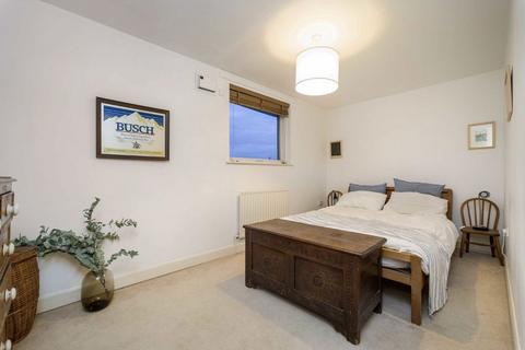 1 bedroom flat to rent, Uxbridge Road, London W12