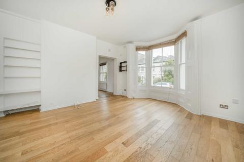 2 bedroom flat for sale, Askew Crescent, London W12