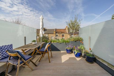 4 bedroom flat for sale, Coverdale Road, London W12