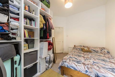 1 bedroom flat for sale, Blythe Road, London W14