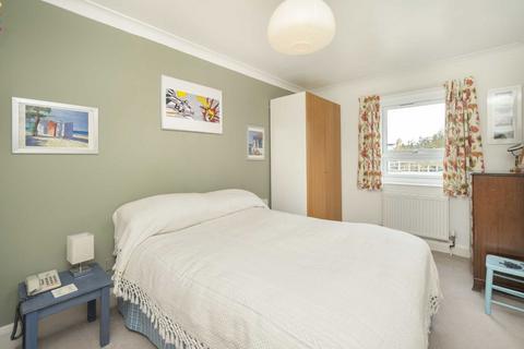 2 bedroom house for sale, Westville Road, London W12