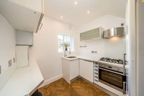 1 bedroom flat for sale, Ormiston Grove, London W12