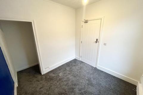 2 bedroom house to rent, Robert Street, Barrow In Furness LA14