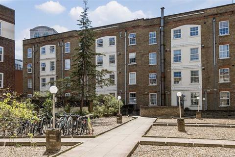 1 bedroom flat for sale, Old Castle Street, London E1