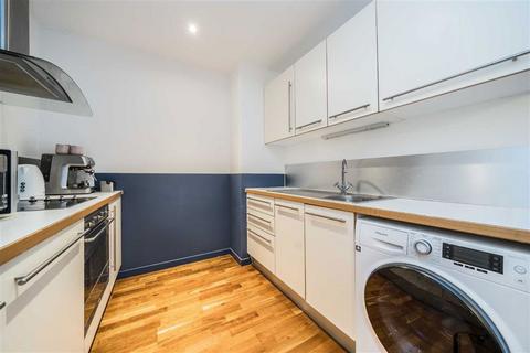 2 bedroom flat for sale, Poole Street, London N1