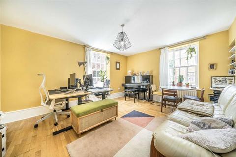 2 bedroom flat for sale, Nuttall Street, London N1