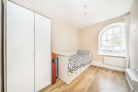 2 bedroom flat for sale, Nuttall Street, London N1