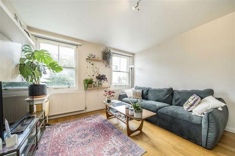 2 bedroom terraced house for sale, Chilton Street, London E2