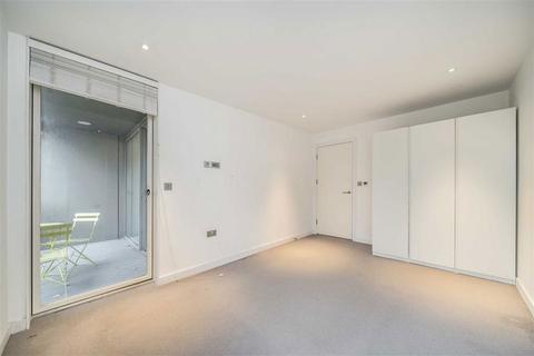 2 bedroom flat for sale, Cambridge Heath Road, London E2