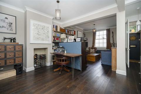 3 bedroom house for sale, Barnet Grove, London E2