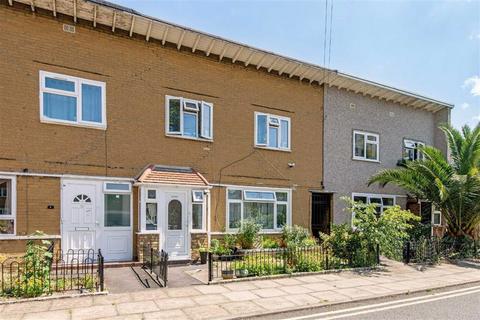 3 bedroom semi-detached house for sale, Shandy Street, London E1