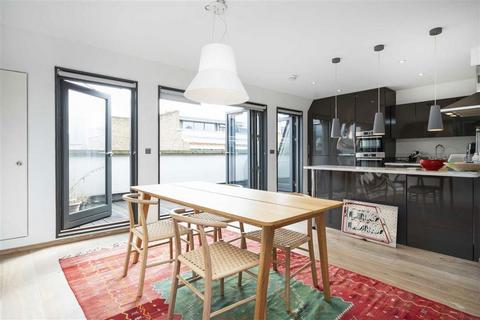 2 bedroom flat for sale, Curtain Road, London EC2A