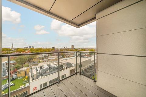 2 bedroom flat for sale, Avantgarde Place, London E1