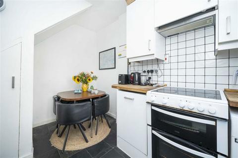 2 bedroom maisonette for sale, Hobbs Place Estate, London N1