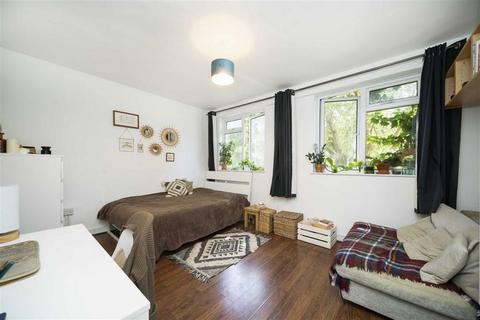 2 bedroom maisonette for sale, Hobbs Place Estate, London N1