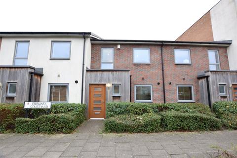 3 bedroom terraced house to rent, February Courtyard, The Staithes, NE8