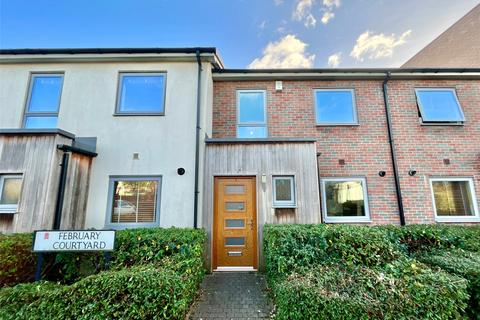 3 bedroom terraced house to rent, February Courtyard, The Staithes, NE8