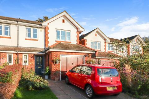 4 bedroom semi-detached house for sale, Belsham Close, Chesham, Buckinghamshire, HP5