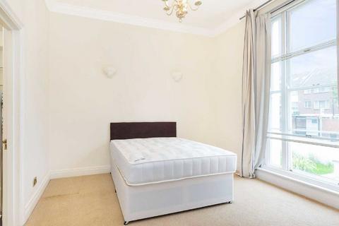 3 bedroom flat for sale, Abbey Road, London NW8