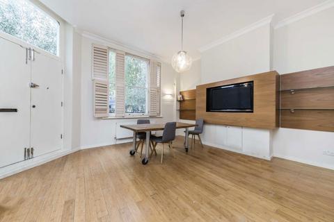 4 bedroom flat to rent, Boundary Road, London NW8