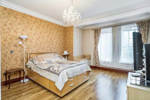 5 bedroom flat for sale, St. Johns Wood Road, London NW8